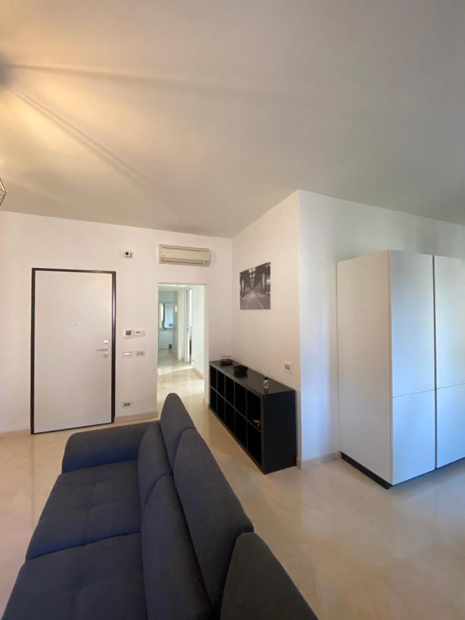 Elegante Appartamento In Centro Бергамо Екстериор снимка